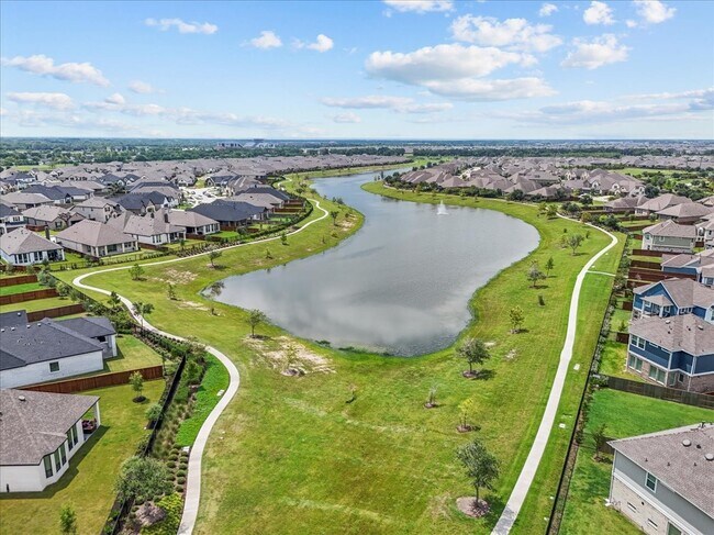 Building Photo - 10123 Crescendo Wy