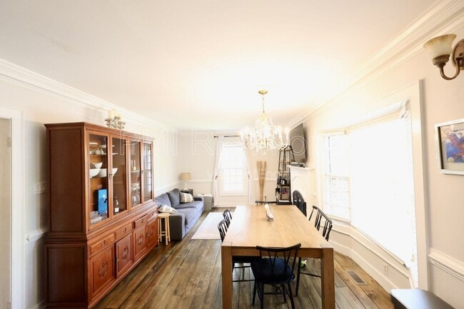 Building Photo - 10502 Crowncrest Ct