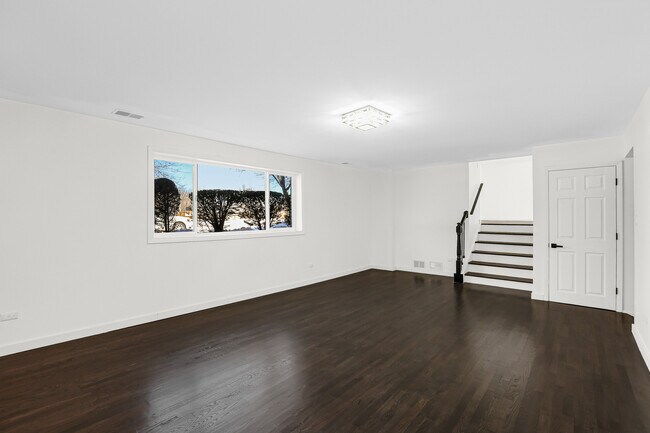 Building Photo - 17000 Cherry Creek Ave