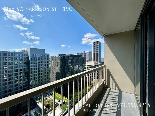 Building Photo - 255 SW Harrison St
