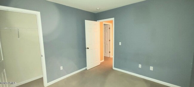 Building Photo - 17 Harbison Pl