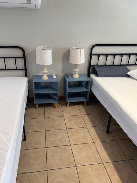 Building Photo - 339 S Whitney St