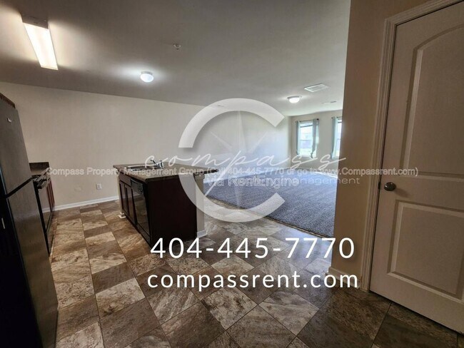 Building Photo - 2065 Belmont Cir NE