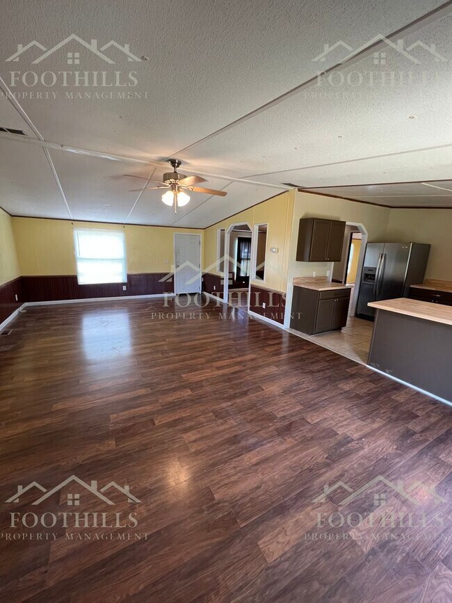 Building Photo - 3-Bed, 2-Bath Mobile Home in Starr