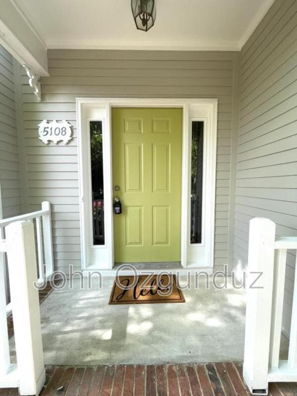 Building Photo - 5108 Sinclair Dr