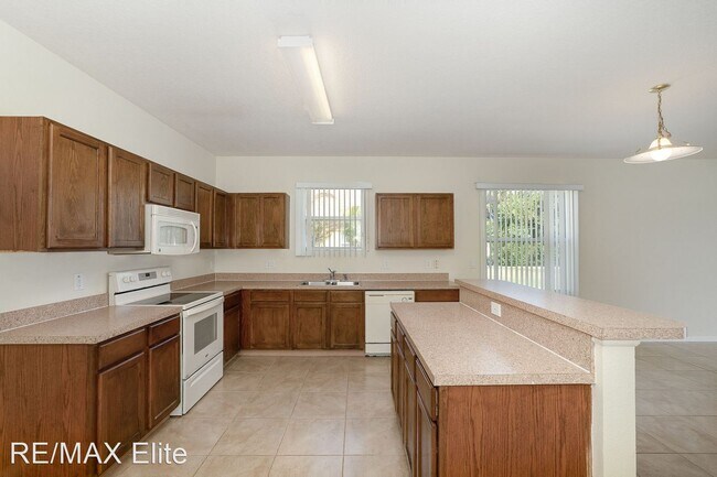 Building Photo - 3 br, 2 bath House - 822 Cressa Cir