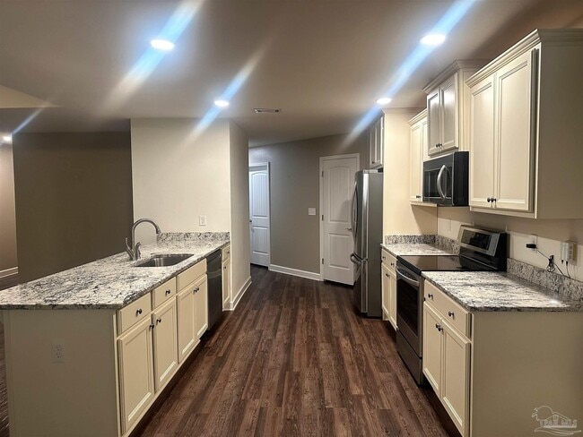 Building Photo - 5740 San Gabriel Dr