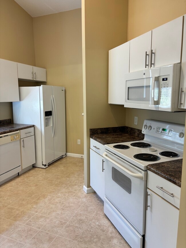 Building Photo - 39 B Jacobs Way Lane-