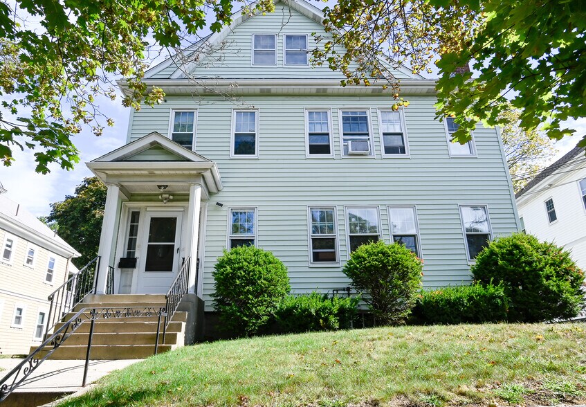 Primary Photo - 98 Central Ave
