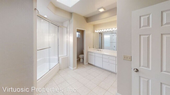 Building Photo - 6 br, 3 bath House - 6243 Dorothy Dr.