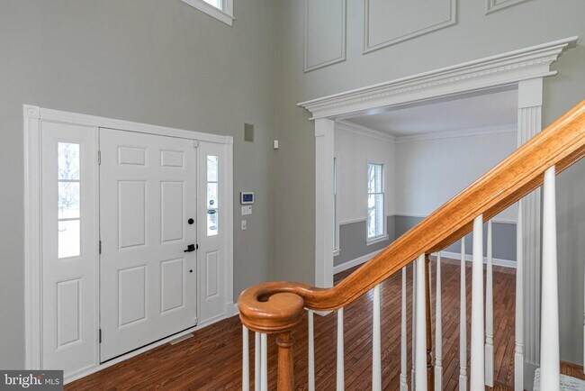 Building Photo - 497 Christopher Dr