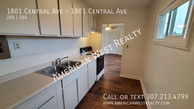 Building Photo - 1801 Central Ave