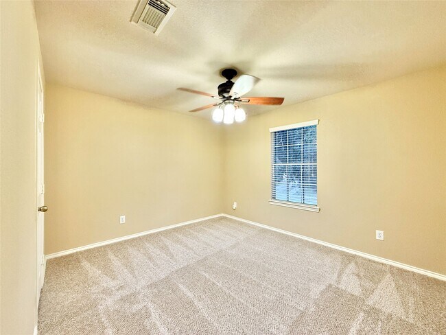 Building Photo - 1810 Katlyn Ln