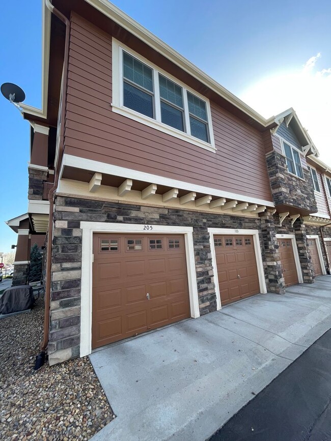 Building Photo - Spacious 2 Bed Condo in Arvada's Maple Lea...