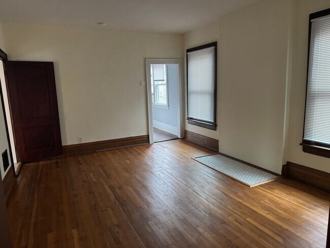 Building Photo - 1766-1768 Oak St