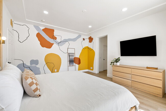 Custom Murals that will make you feel like your on vacation everyday. - 80663 Martinique Ave