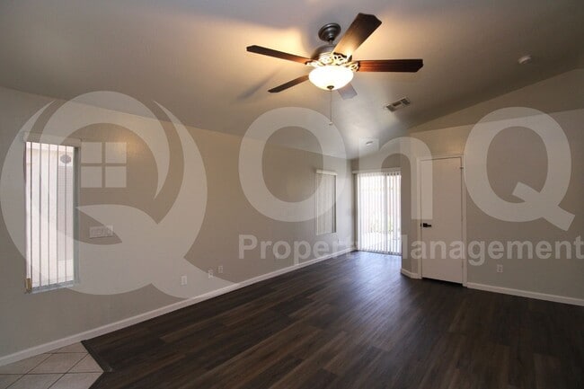 Building Photo - 4526 E Windsong Dr