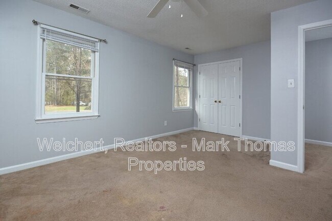 Building Photo - 13 Tarawa Terrace