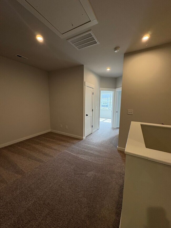 Building Photo - New Construction