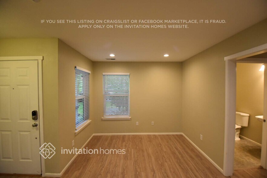 Building Photo - 19718 99th St Ct E