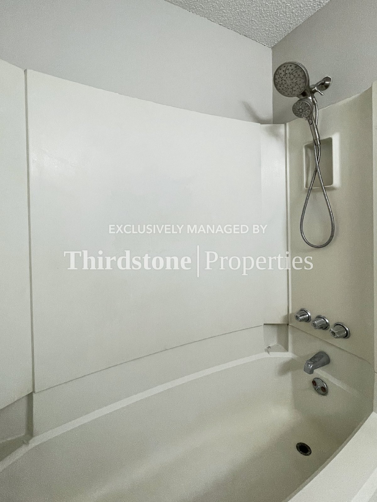 Building Photo - 8124 San Jose Manor Dr E