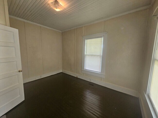 Building Photo - 3829 Stevens St