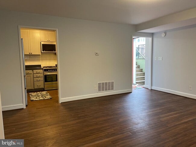Building Photo - 60 G St SW
