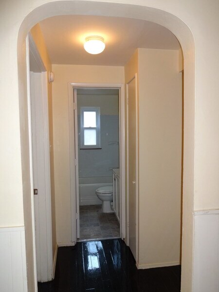 Hallway 2 - 58 Gorman Ln