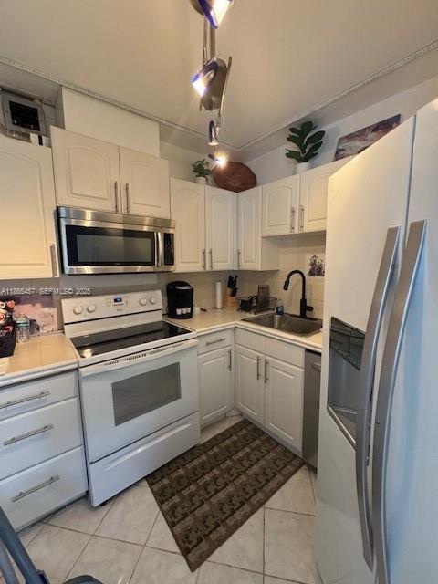 Building Photo - 1967 S Ocean Blvd