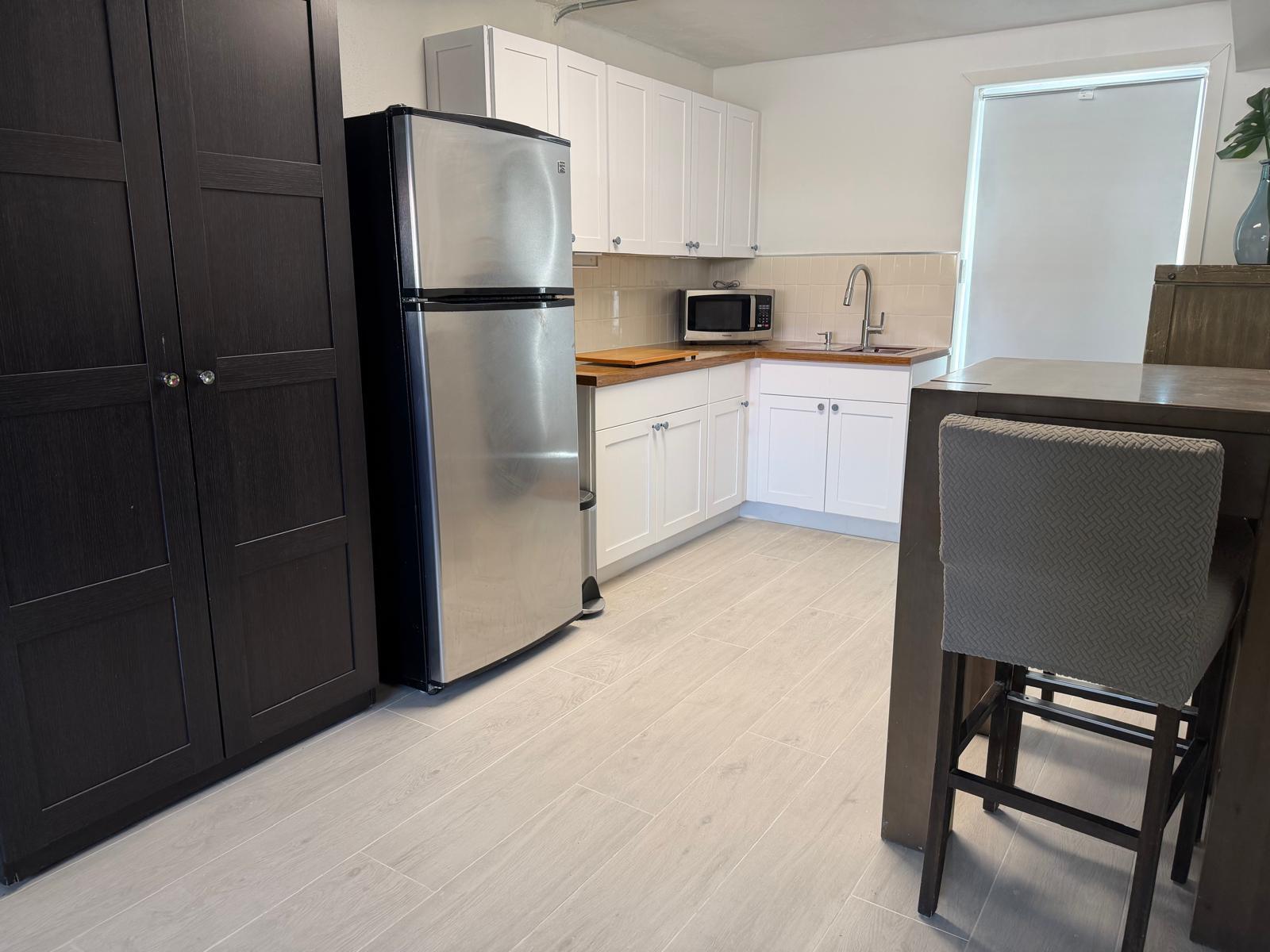 Building Photo - 14 Sunset Rd