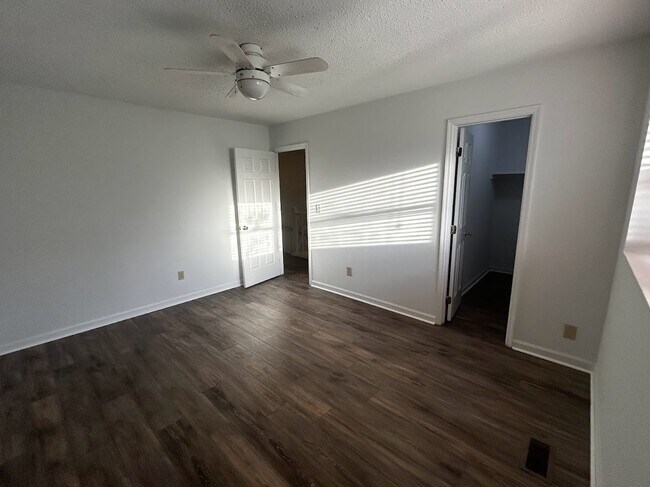 Building Photo - 2729 Blair stone Ln