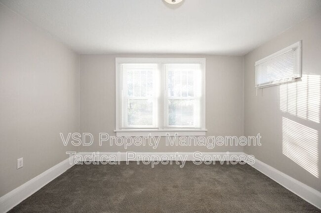 Building Photo - 2078-2018 18th St SW