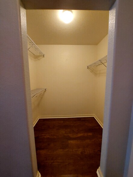 Building Photo - 5800 Tower Rd