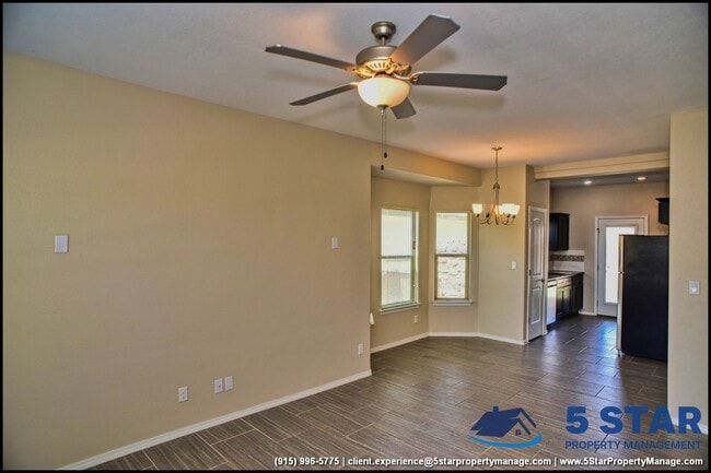 Building Photo - 452 Isaias Ave.