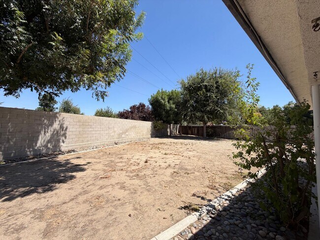 Building Photo - 5800 Potenza Ln