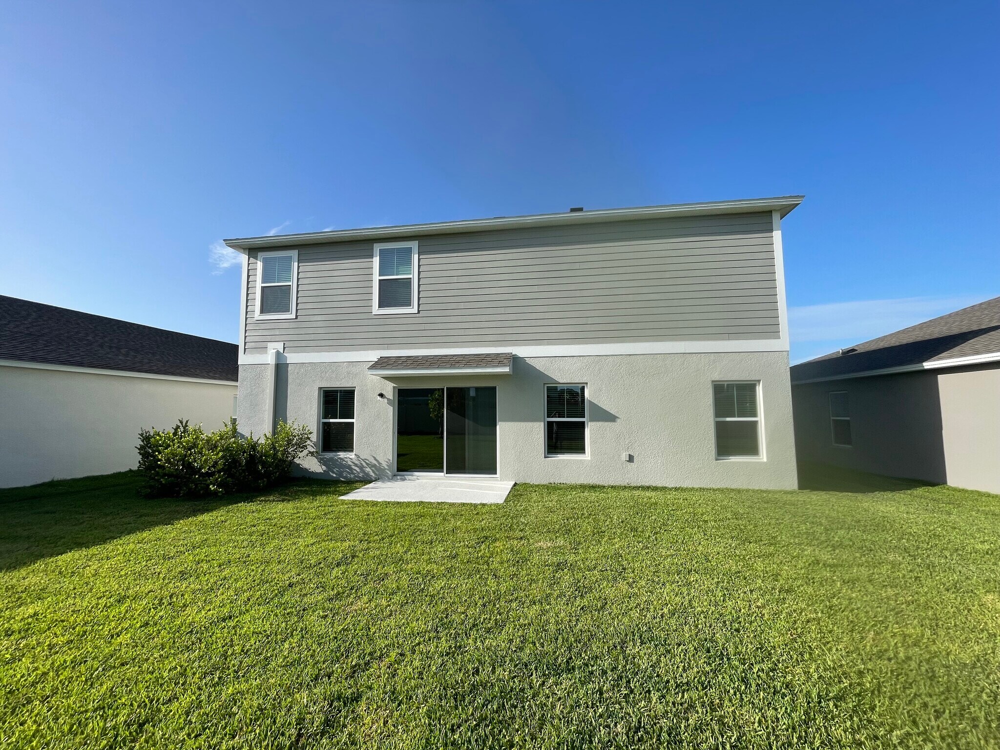 Building Photo - 14773 Summer Branch Dr