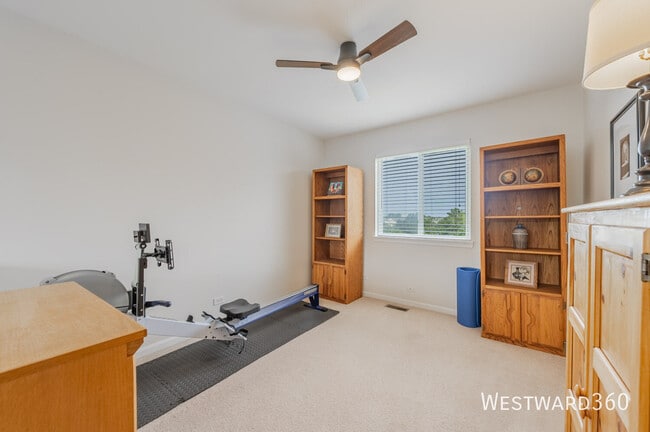 Building Photo - 1524 Meadowsedge Ln