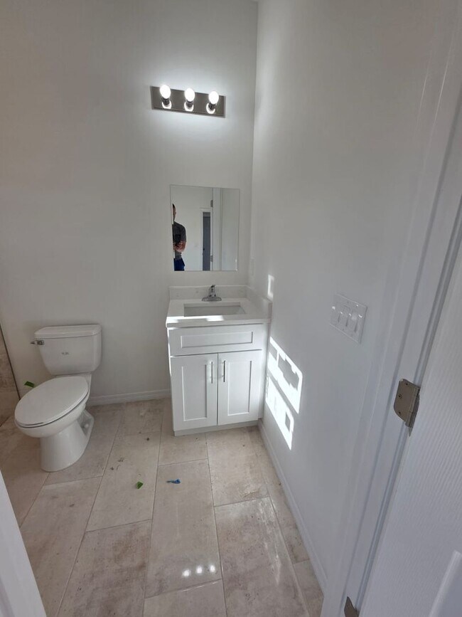 Building Photo - ASK US HOW TO GET FREE RENT!!-Brand New Co...