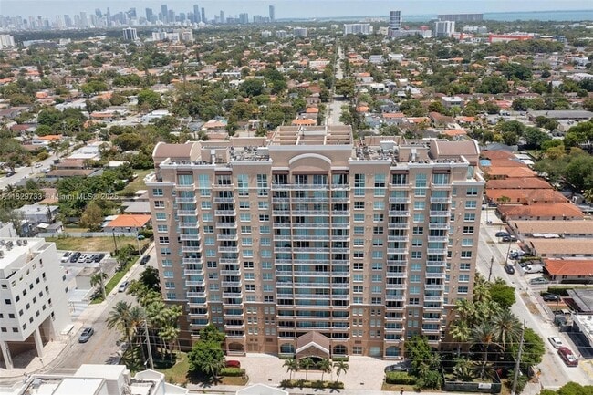Building Photo - 2665 SW 37th Ave