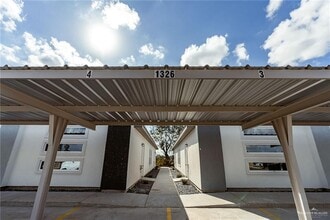 Building Photo - 11 W Harrison Ave