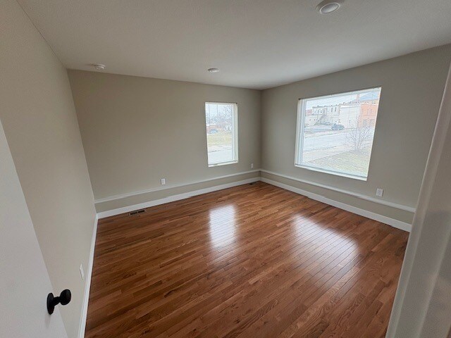 Building Photo - 300 N Independence St