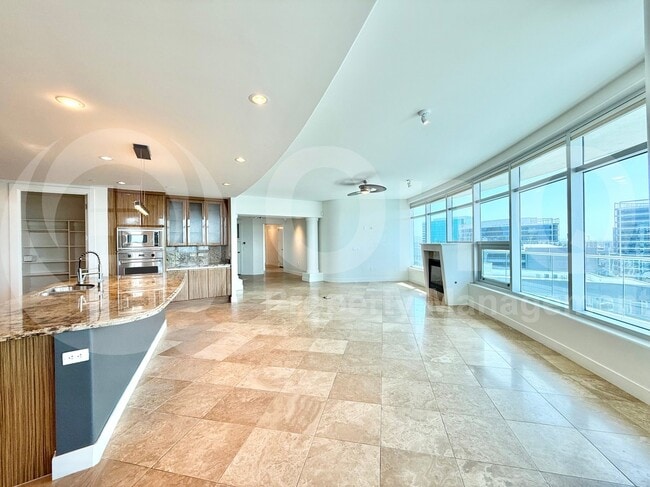Building Photo - 140 E Rio Salado Pkwy