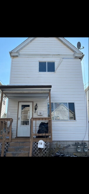 Building Photo - 116 Woodland Ave