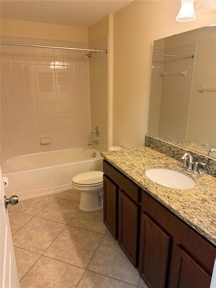 Building Photo - 12850 Strode Ln