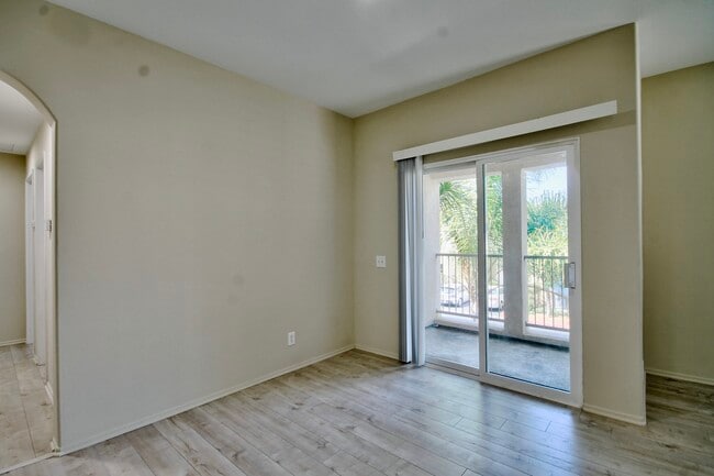 Overlooking Patio - 26426 Arboretum Way
