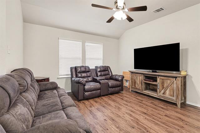 Building Photo - 101 Pony Ct