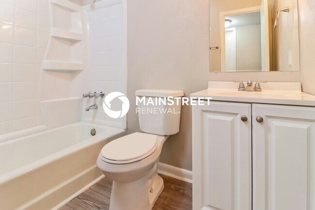 Building Photo - 4 Bedroom Pet-Friendly Home in Tampa, FL w...