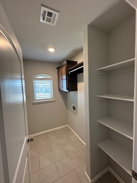 Building Photo - 10505 Turtle Back Dr