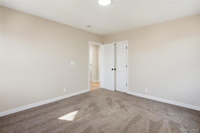 Building Photo - 14615 Winthrop St