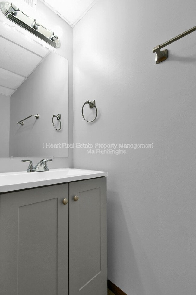 Building Photo - 4006 Elkton St